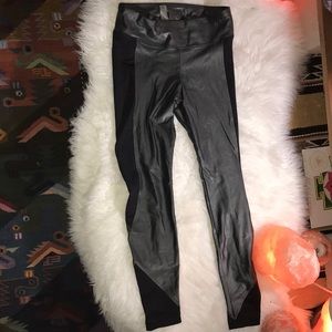 Koral metallic and black leggings